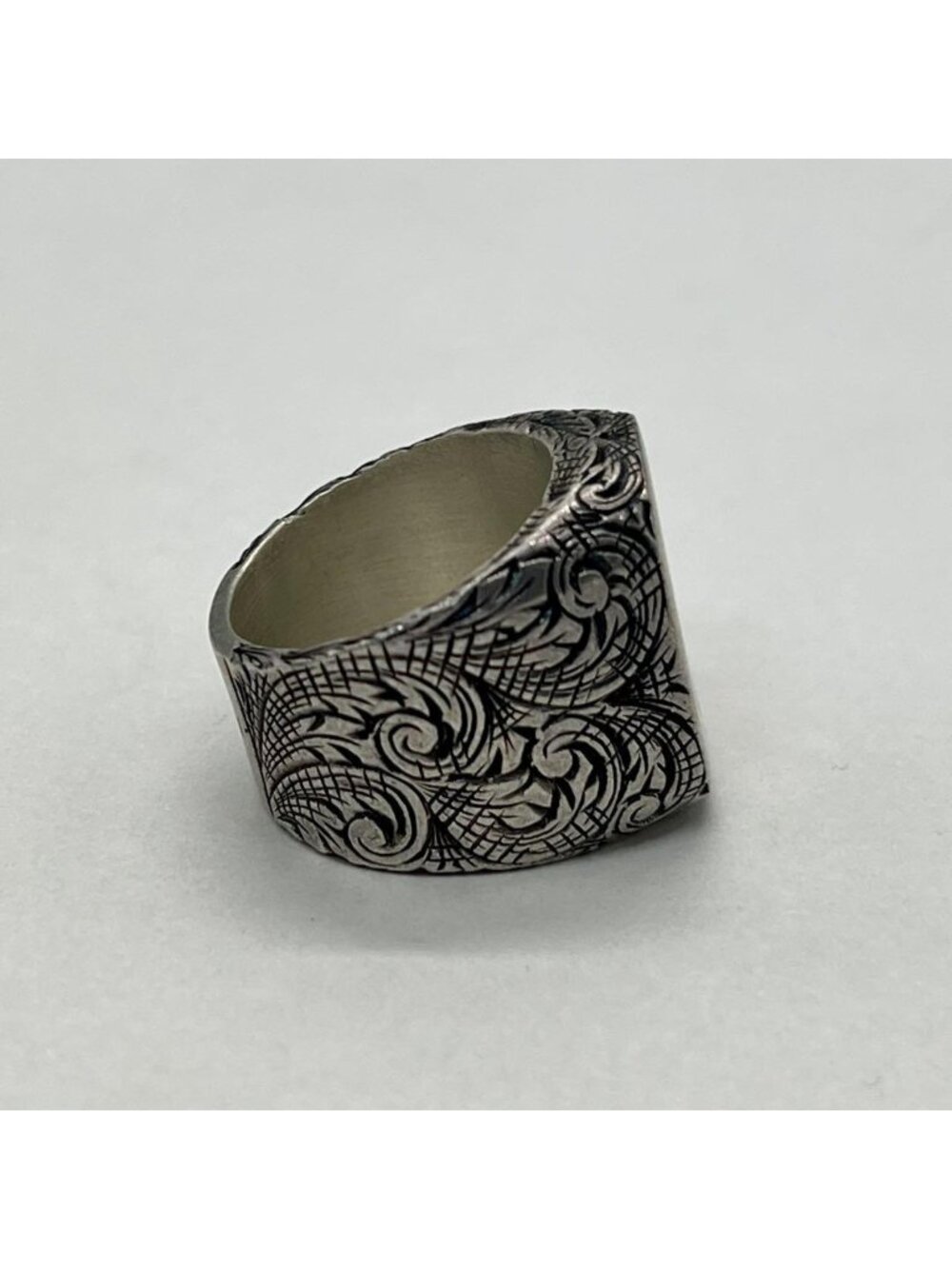 Gucci Arabesque Alphabet Ring S - Picture 5 of 15